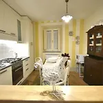 شقة Maccari